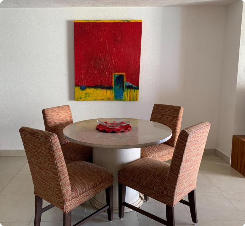 Apartamentos Grand Venetian Puerto Vallarta Exterior photo